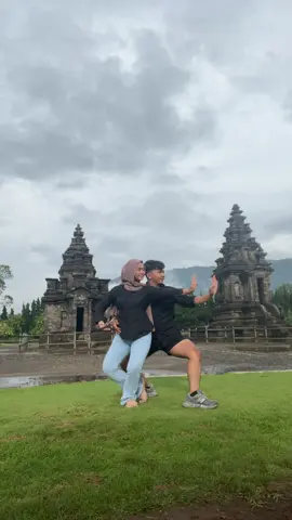 Kecantol Dukun Magelang  #dancetrend2025 #diengwonosobo #fyp @tikacya 