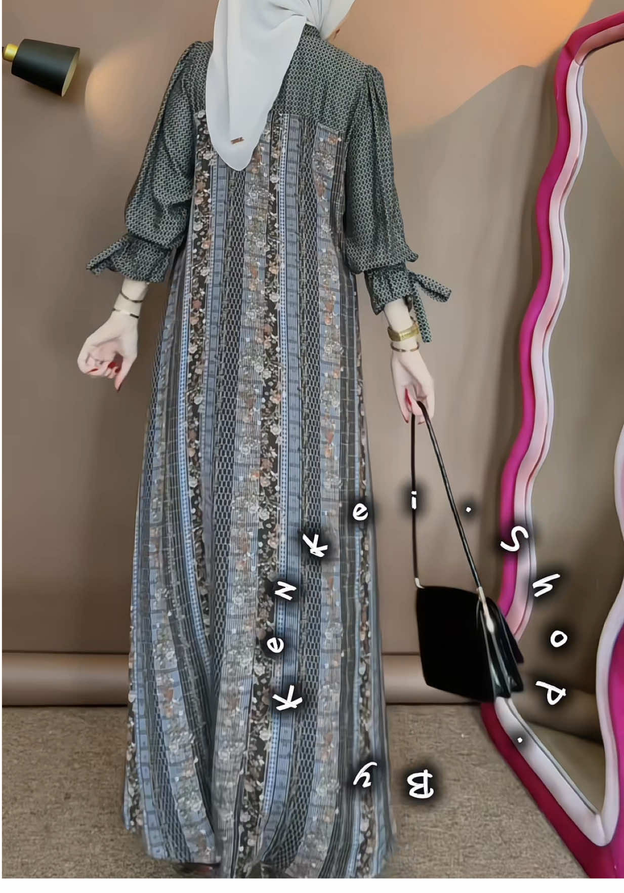 Hitam 🖤🖤🖤 #gamiskekinian #gamislebaran #ootdhijabsimple 