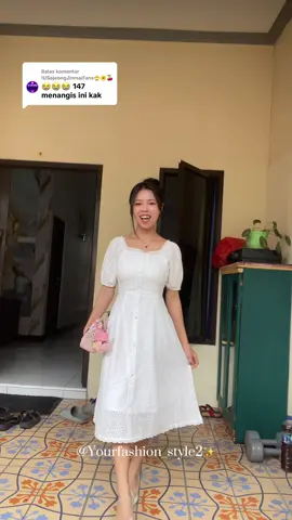 Membalas @IUSejeongJinmaiFans🐥🌼🍒 ini juga baguss kakk! Pjg nya cuma 102cm🤭🥰 Cocok dipake buat natal, naik sidi, dipake main juga lucuu bgtt💗💗#natal #outfitnatal ##promoguncang1111 #dresskondangan #casualdress 
