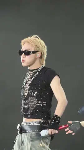 เลโก่ร่างใหม่ อิเหี้ยยย หล่อชหหหห #Monster2025xLYKN #LYKN #MonsterMusicFestival2025 * ༘ ˚⋆· #Lego_Rapeepong @เป็นแฟนคลับตัวเอง 