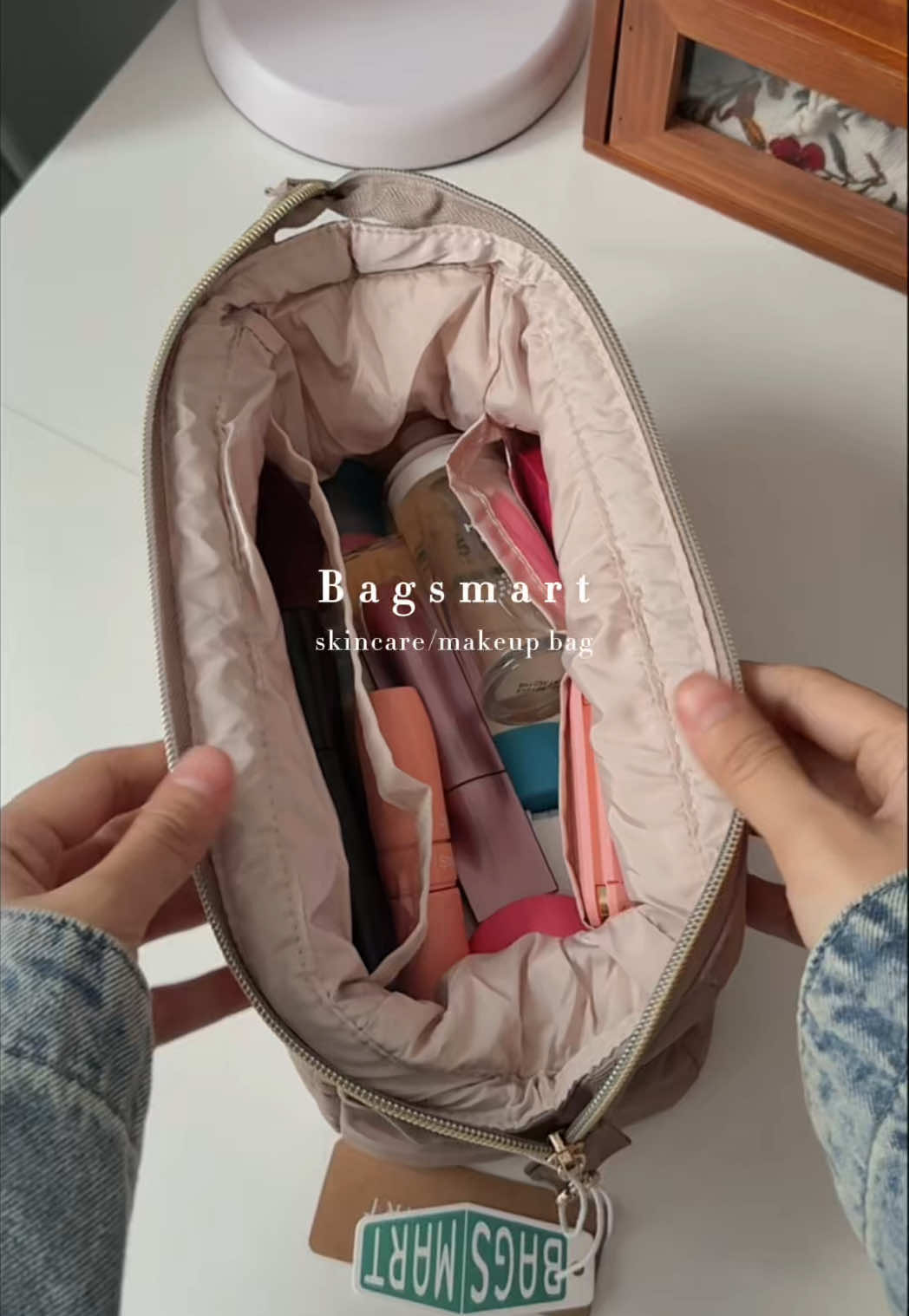 makeup/skincare bag that girlies need! 🎀 #bagsmart #bagsmartmakeupbag #makeuppouch #makeupbag 