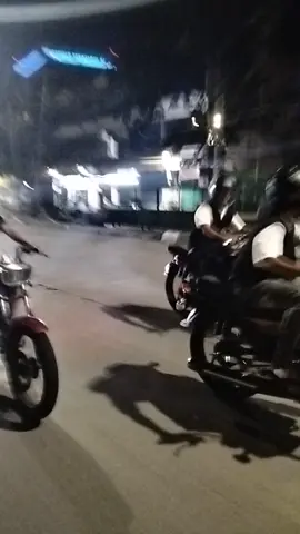 bukan kmi arogan di jln emng motornya ajh gx bisa pelan🙏😁 #spekblayer  #byangkerok135  #rxkingindonesia 