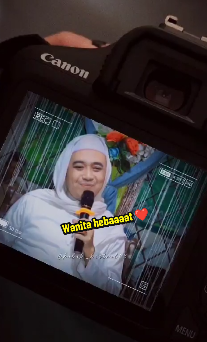 Wanita adalah makhluk yang hebat ❤️ . . pangersa akang menantu almaghfurlah abuya uci turrtusi #abuyauciturtusi #abahucicilongok #cilongok #fiqihwanita #fyp 