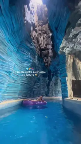 ขอพื้นที่เล็กๆให้ยังเป็นเด็กอยู่ได้ไหม? เป็นโรงแรมที่เหมาะกับการพาครอบครัวมาพักมากๆ สิ่งอำนวยความสะดวกครบครัน สวนน้ำคือเลิฟมาก🩵 ไว้มารีวิวที่พักในคลิปหน้านะคะ #โรงแรมพัทยา #ที่พักพัทยา 2025