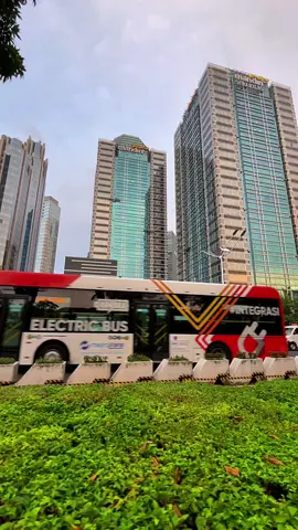 Video ku boleh diambil buat support bahan content creator pemula, buat story atau nostalgia, saya izinin, engga usah follow gpp. Istora Senayan #senayan #jakarta #vibes #mediawb #fyp 