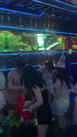 Liên tục tuyển các ngoan xinh yêu về đội 🥰#tuyennhanvienkaraoke #KTV #tuyendung #viẹclambacninh 