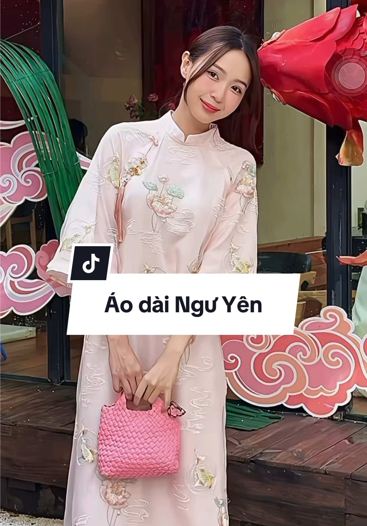 Cho thuê áo dài chính hãng tại Hà Nội  #Duaconcept #hanoi #thueaodai #aodaichinhhang #aodai 