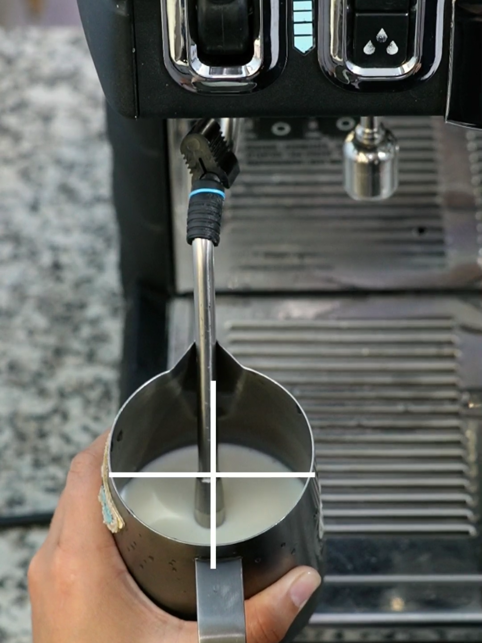 Way to milk froth for latte Art  📍: Maharajgunj Bansbari road Kathmandu  #milkfrother #latteart #foryou #foryoupage #tiktoknepal 