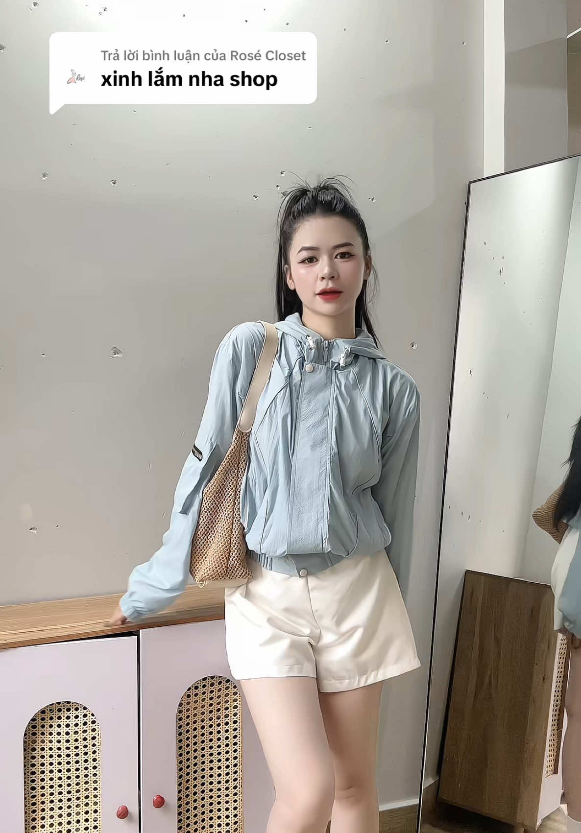 Trả lời @Rosé Closet nhìn chất là mà xinh #aokhoacgio #viral #aokhoacgio2lop #xuhuongtiktok 