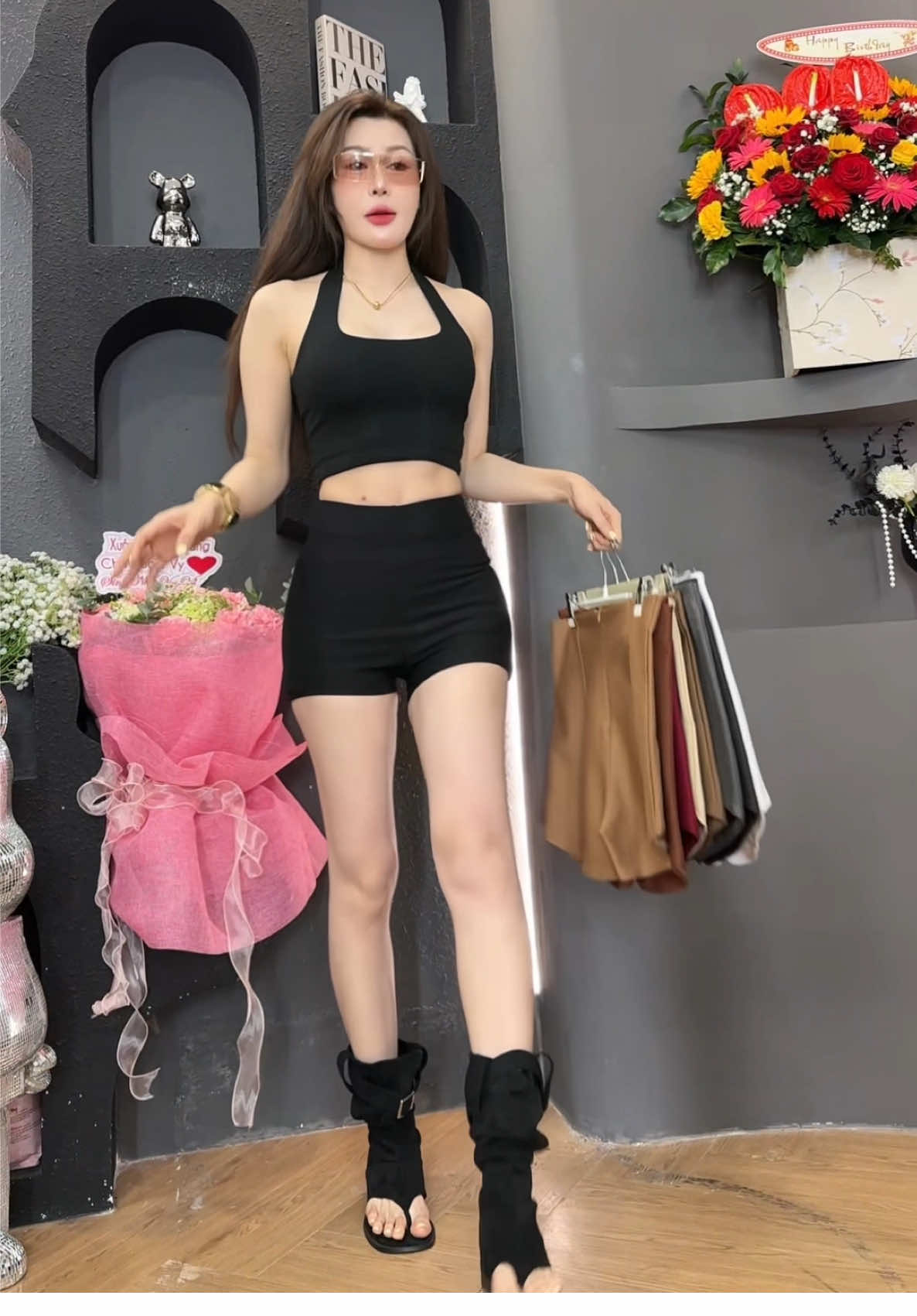 Chuỵ quần yêu thích của e và con gái em… #xuhuong 