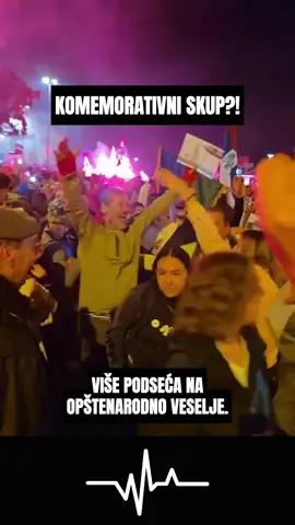 DA LI JE OVO PRAVI NAČIN ZA ODAVANJE POMENA ŽRTVAMA NESREĆE? #srbija #blokaderi #studenti #protesti #novisad