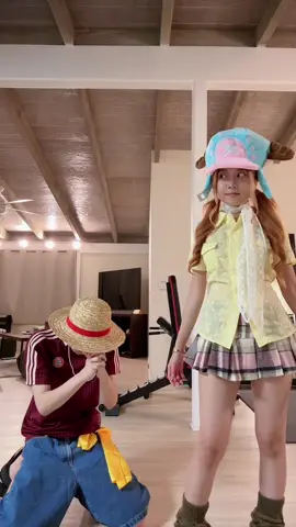 👩🏻‍❤️‍💋‍👨🏻💋 #onepiece #chopper #luffy #fyp  