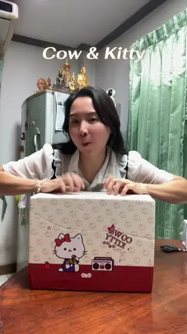 กระเป๋าสะพาย ใบใหม่ น่ารักมาก #กระเป๋าสะพายข้าง #กระเป๋าแฟชั่น #กระเป๋าสะพาย #cowkitty 