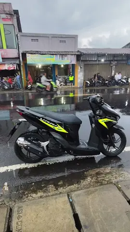 🥶 #fypage #vario125modifikasi #variodaunpisang 