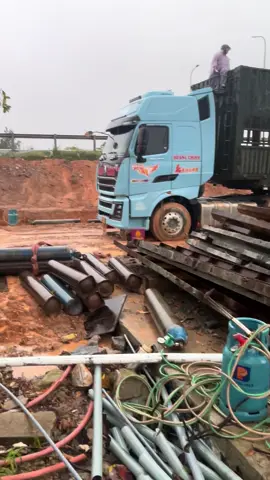 Cho e đi lội bùn sót lắm nhưng cố chịu vì cước cao @Hoàng Chính @Vận Tải Hoàng Chính @thaothao201091 @Hoang sang @sanh @hieudola @1994@ #xuhuongtiktok #vthoangchinh #73H02336 #38H00246 #73H01303 