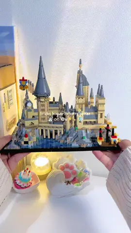 mainan bricks bentuk sekolah hogwarts nya harry potter?!!! #hogwarts #harrypotter #brick #bricks #DIY 