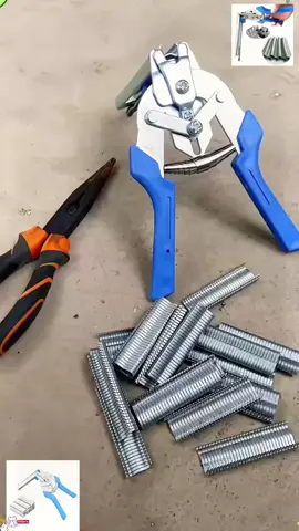 Hog Ring Plier Tool And 600 NailsW Clips Staples Chicken Mesh Cage Wire Fencing Caged Clamp Poultry Supplies Fastening Clamp Installation Poultry Cage Pliers Rabbit Fox Bird Dog Cage Clamp Installation Kit #Cagebindingforceps #pliers #goodthing #fyp #hardwork 