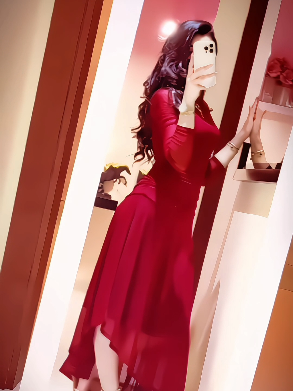 Hot look😘🥂❤#CapCut #foryoupage #viral #treanding #fyp 