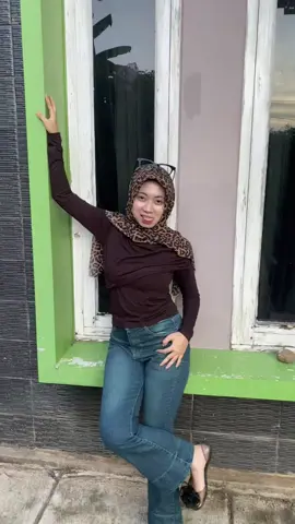 gaya cecek nemplok😭 #jepara24jam #fyppp #fotolive 