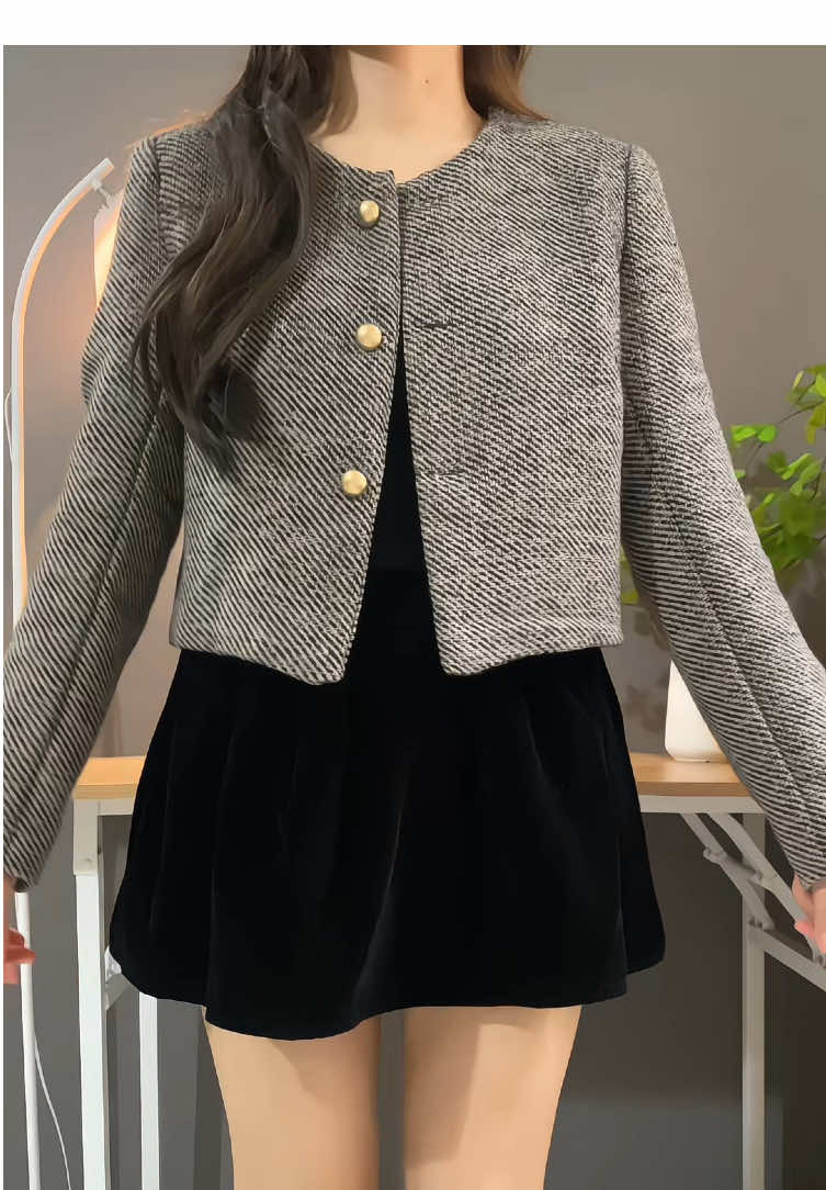 Áo dạ sang chảnh xinh quá  #Misoul #aodanu #aokhoacda #aodacroptop #aodatweet 