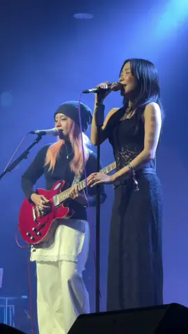 ยังคงหวังว่าจะมีใครในท้ายปี:) LANDOKMAI - ปลายฝนต้นหนาว Live at Monster Music Festival 2025 @LANDOKMAI💐  #landokmai #whattheduckmusic  #MonsterMusicFestival2025 #เทศกาลดนตรีที่ใหญ่ที่สุดใจกลางกรุงเทพ