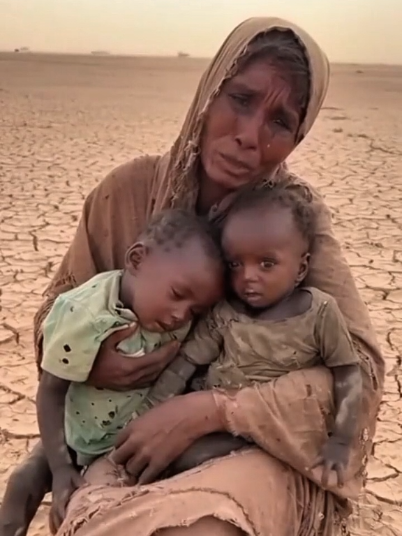 #prayforsudan🇸🇩😞🙏 #😭😭😭😭😭☝️☝️☝️☝️🙏🙏🙏🙏🥰🥰❤️❤️ #humanity😭😥😥 #prayforsudan🇸🇩😞🙏 #Sudan 