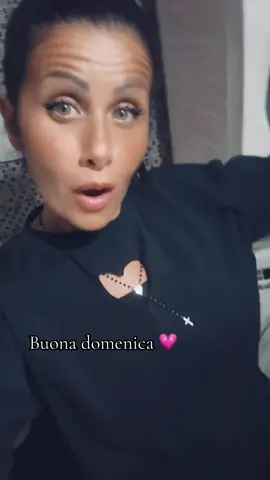 Buona domenica ♥️#👑👑👑#viral_video🤩🤩🤩 #ypfッ #ypシ #donneitaliane🇮🇹 @silviaricomincia @silviacuorenerissimo @Regina nera non molla 🖤 @REGINA NERA RESISTETE 🫵🖤🇮🇹 @Reginanera🖤 