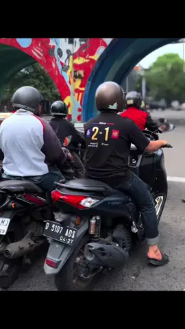 1 game and they forgot who is Better #fyp #capcut #barcelonafc #barcelona #fotball 