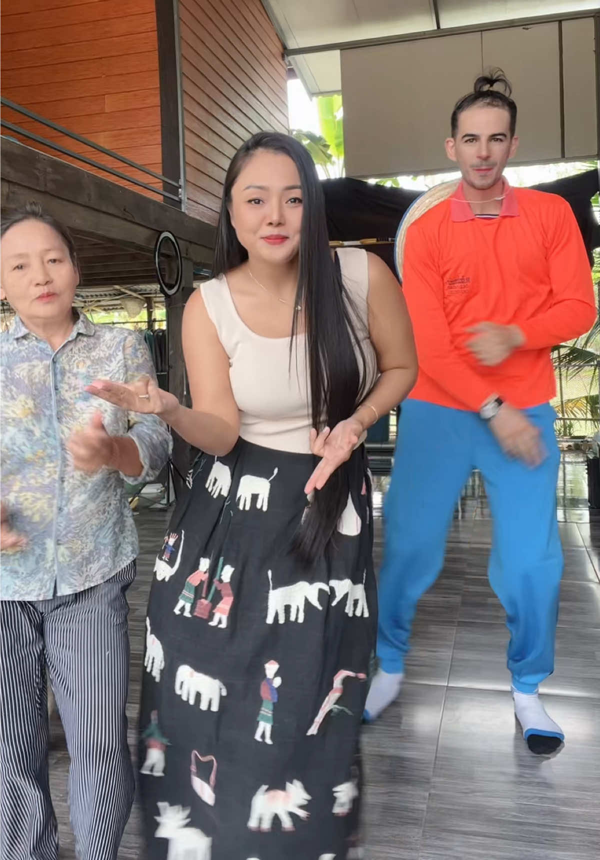 เรียงแถวเลยจ้า🥰🥰#สมหญิง #สมหญิงพาม่วน #ตลก #น่ารัก #viral 