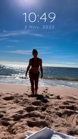 Happy sunday #elegantlady #woman #beach #sunday 