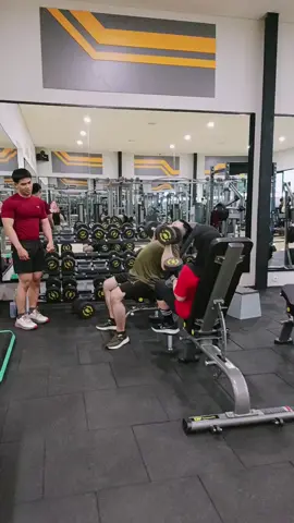 gym love❤️#NURA #gymgirl🔥🔥🔥 #foryou💪🏼 #fitness motivation #indonesia🇮🇩 