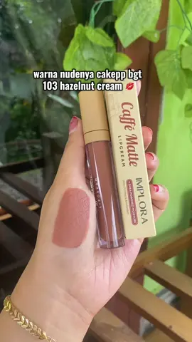 103 hazelnut ccream warna nude di pke sendiri dan buat di jadiin base ombre juga cocok bgt 