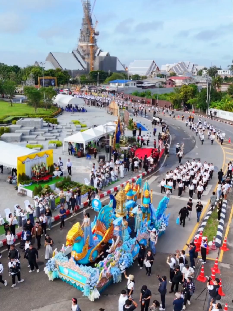 งานแห่หลวงพ่อโสธรทางบก ✨ ประเพณีคู่ฉะเชิงเทรา ที่งดงามมากว่า 100 ปี  🙇‍♂️🙇‍♀️ ใครเห็นคลิปนี้ขอให้บารมี หลวงพ่อโสธรคุ้มครองตลอดไป  #แปดริ้วสตอรี่ #หลวงพ่อโสธร  #งานนมัสการหลวงพ่อโสธร #แปดริ้ว #ฉะเชิงเทรา