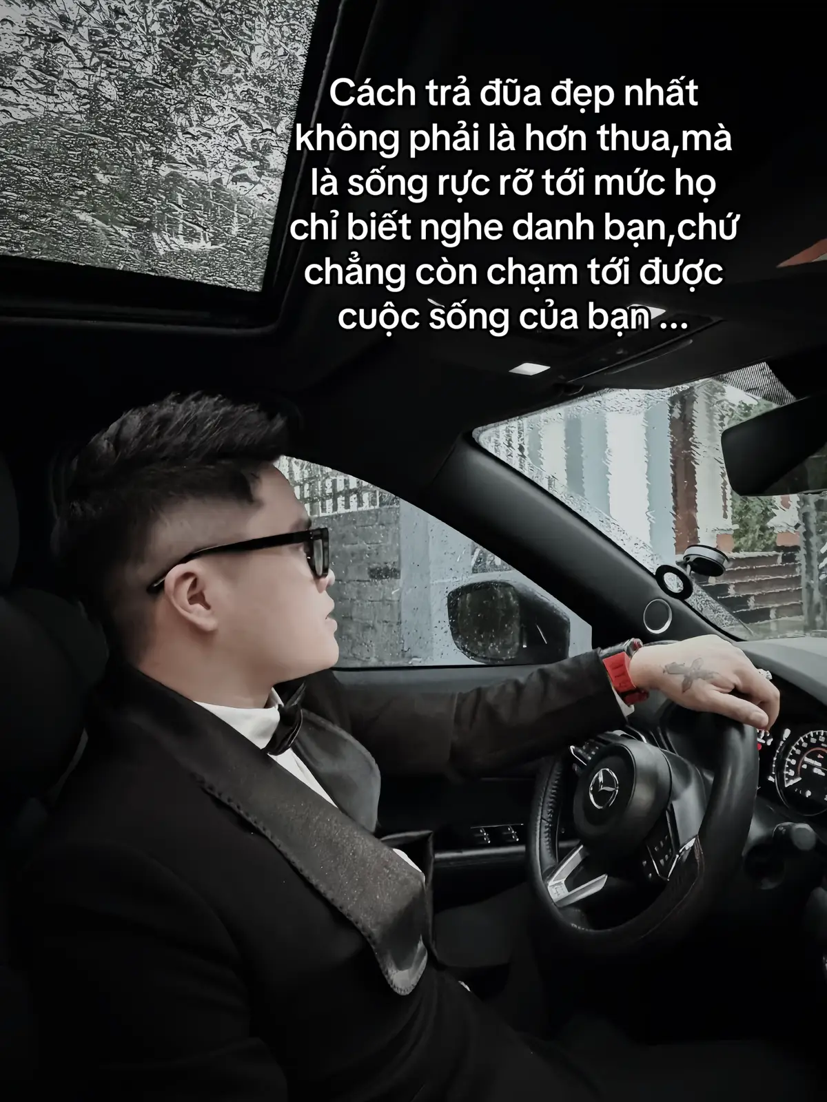 Cách trả đũa đẹp nhất không phải là hơn thua,mà là sống rực rỡ tới mức họ chỉ biết nghe danh bạn,chứ chẳng còn chạm tới được cuộc sống của bạn ...  #tiennguyensimsodep  #xuhuong  #xh 