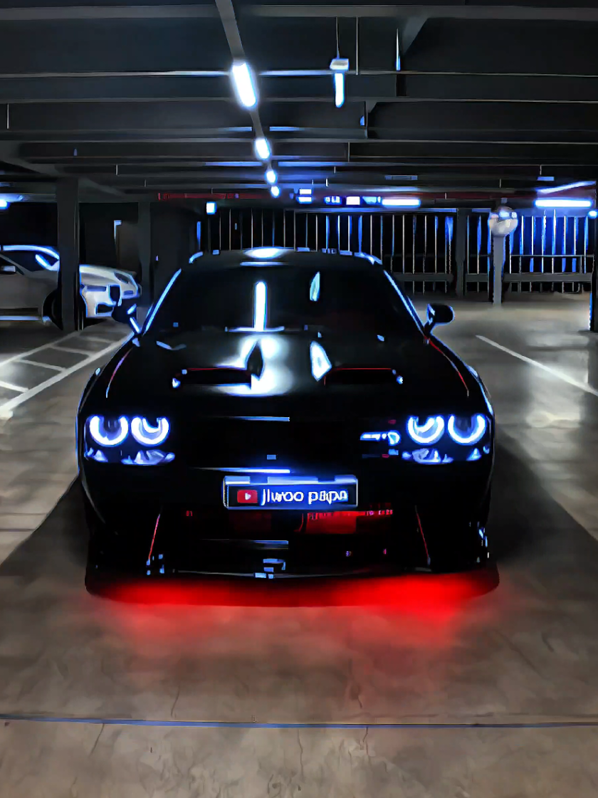 Dodge Challenger hellcat 🖤 #cars #trending #SRT #dodge #dodgechallenger 