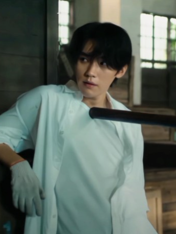 #ZHOUYIRAN berandal tampan 😫 #tangyixun #twelveletters #cdrama #cdramaedit #fypage #fyp #foryoupagе  [ib @n04.ryn9 ]