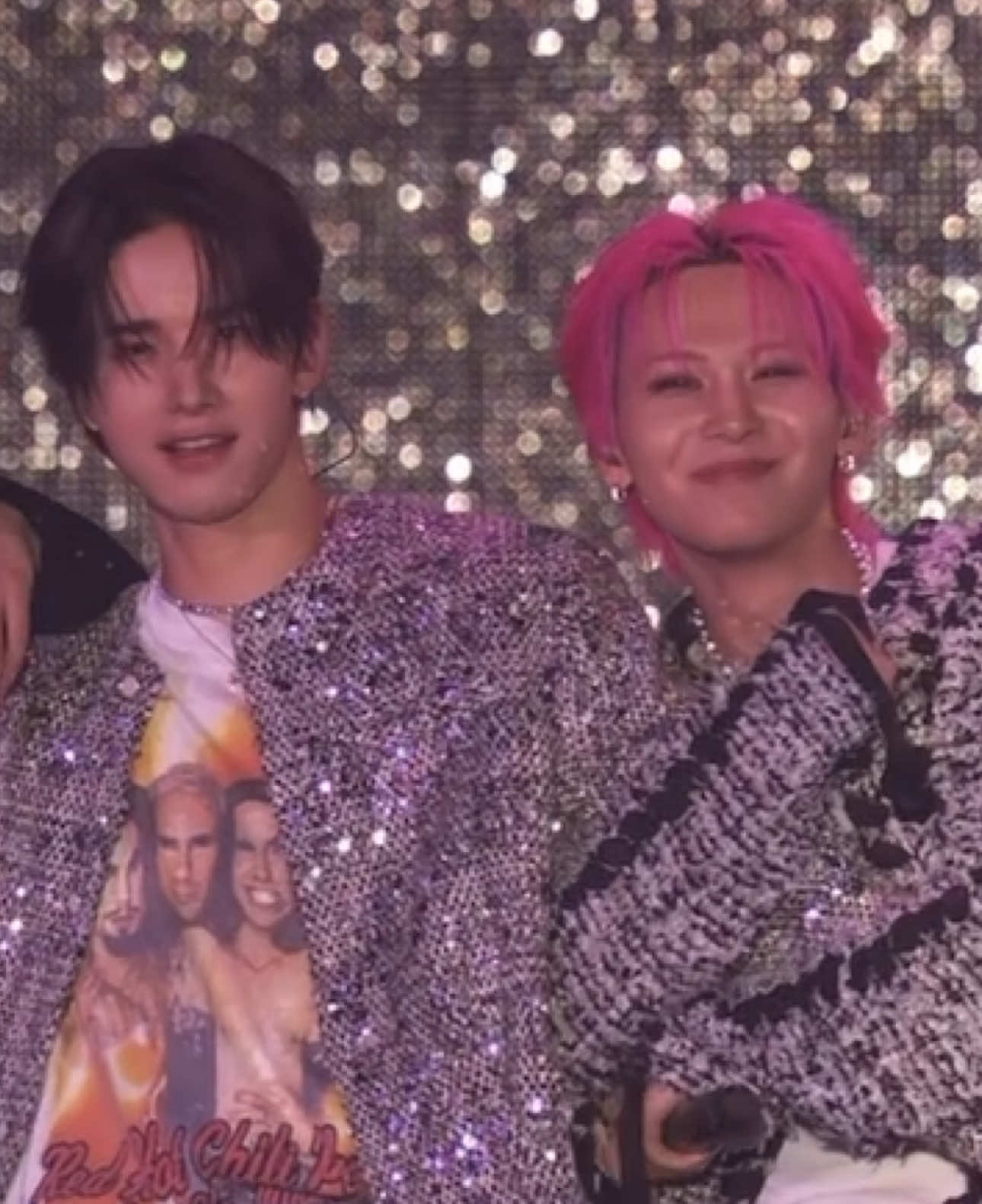 おいいいいい!!!!!!!! 佐川ハグカメラ何やってんだぁあぁああぁああ!!!!!!!! 映してくれよ…(絶望) #J01 #Jsut_Say_Yes #佐藤景瑚 #川尻蓮 #J01_佐川