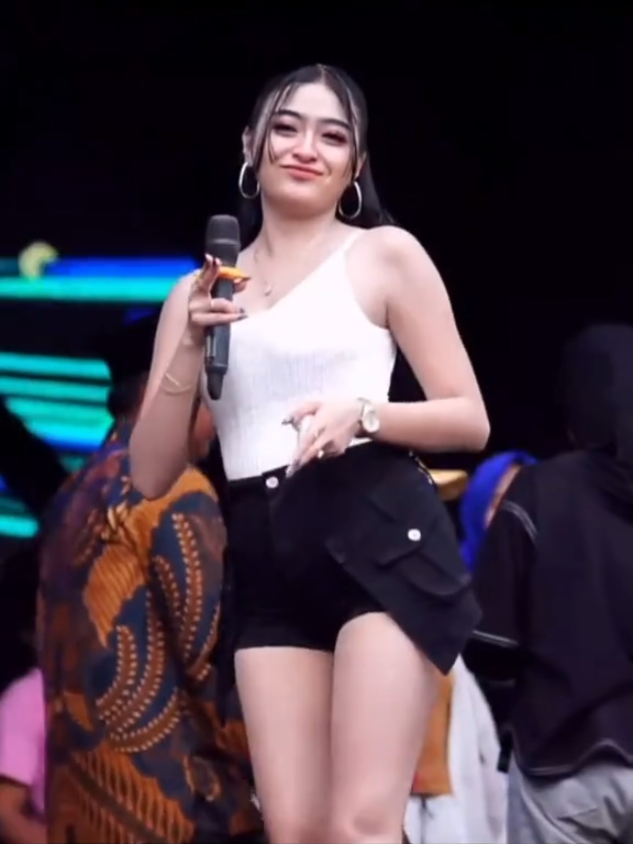 #BERGOYANG#DJ PUTRA JAYA #fypppppppppppppppppppppp 