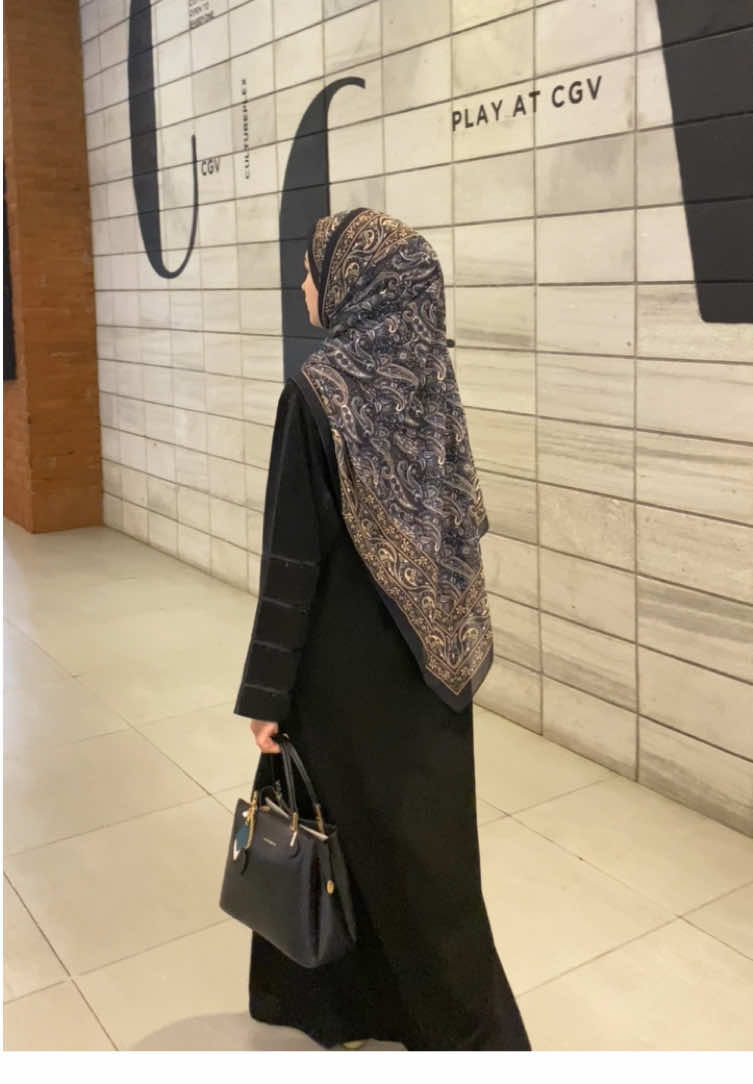 kalian tim yang warna apa?                  #fyp #hijabstyle #arabicsong 