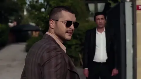 Ben eski bizi özledim… #sonyaz #akgüngökalptaşkın #yağmurkara #keşfet #story 