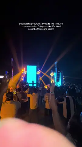 ~ #fyp #foryou #trending #friends #viral 