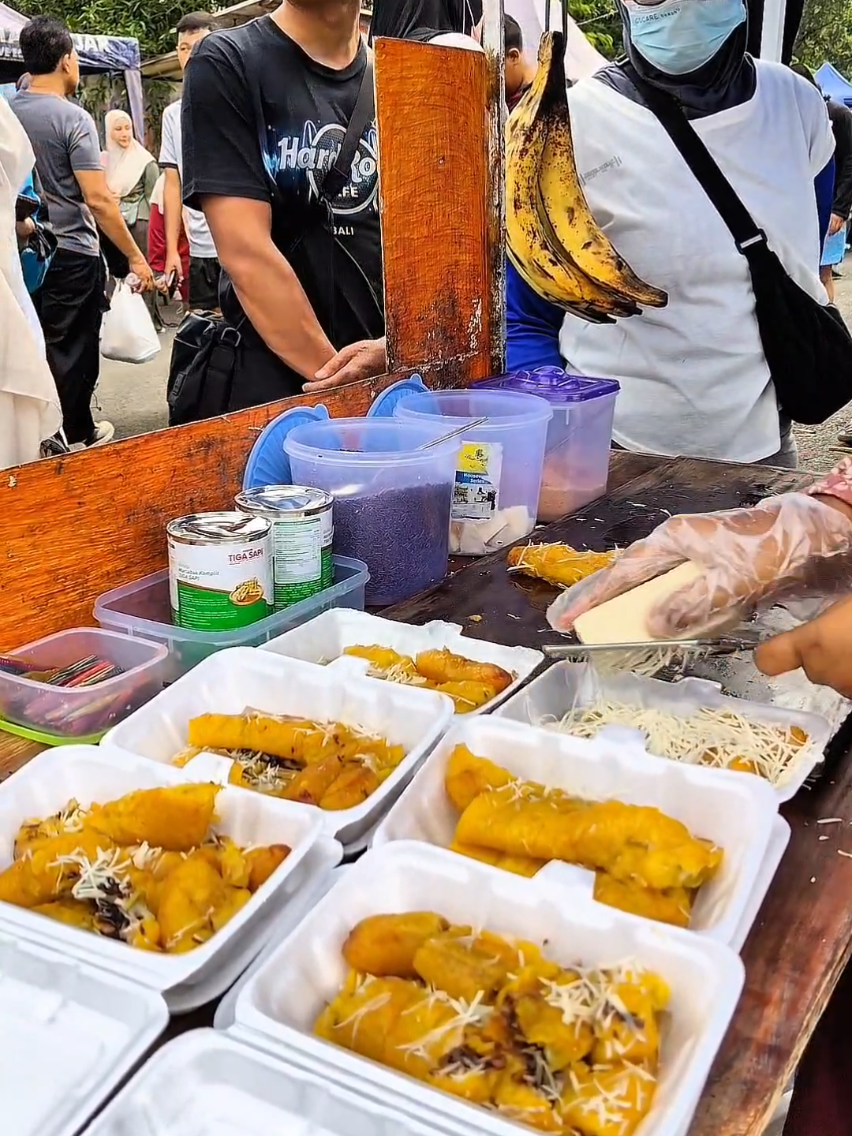 Membalas @swflorist89kotabanjar  Terimakasih Kaka....🥰🙂 #kulinerkotabanjar #pisanggoreng #kulinerbanjarpatroman #pisangkeju #juaranyapisangkeju 