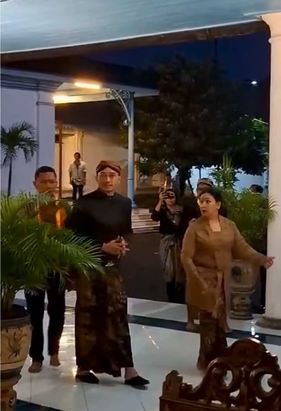 Wilujeng rawuh Gusti Bhre… #fyp #foryou #keratonsolo #mangkunegaran #gustibhre 