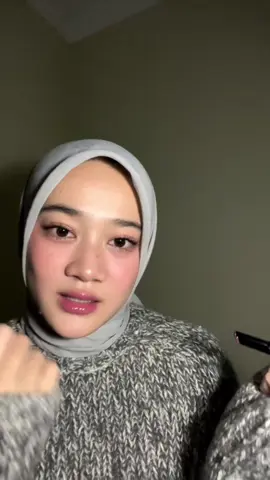 yu jalan😋#melting #bibirkincleng 