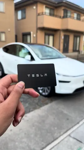 【新型テスラモデルY！】納車して一週間のガチ新車。今までのテスラとは違って5人乗りミッドサイズのSUV。見た目も変わってる。#テスラ #モデルy #テスラモデルy #納車 #コメ欄バズる 