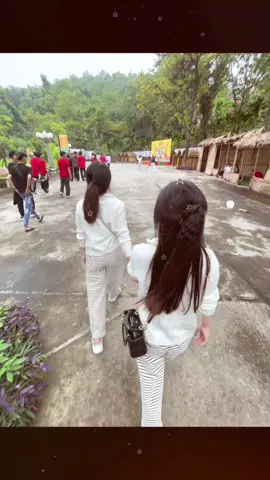 Tuy khong có bồ nhưng chúng tui có đôi😋