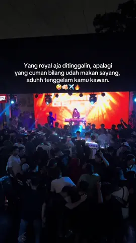 Awawaw🤪🤣#fyppppppppppppppppppppppp #djalmiraberto #fypシ゚ #funkot #angkringanpandawasemarang #viral #sby24jam #semarang 