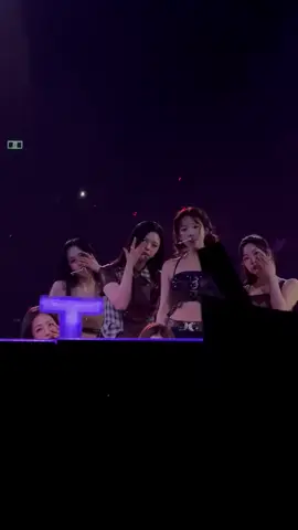 Cry For Me 😌  #twice #najeongmosajimidatzu #twice_thisisfor_world_tour #twiceinSydneyd2 #credittotheowner 