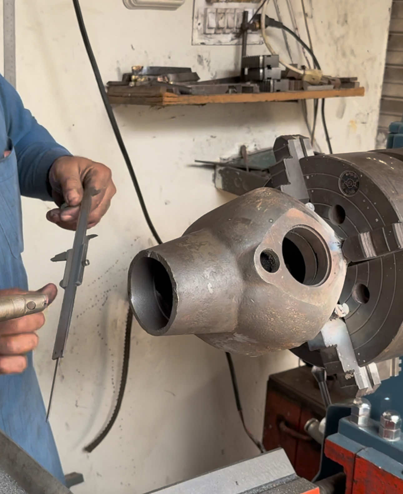 How I Repiarer A Broken Water Motor Hosing With Basic Tools.. #HowRepair #Broken #WaterMotorHosing #foryoupageofficiall #fyp 