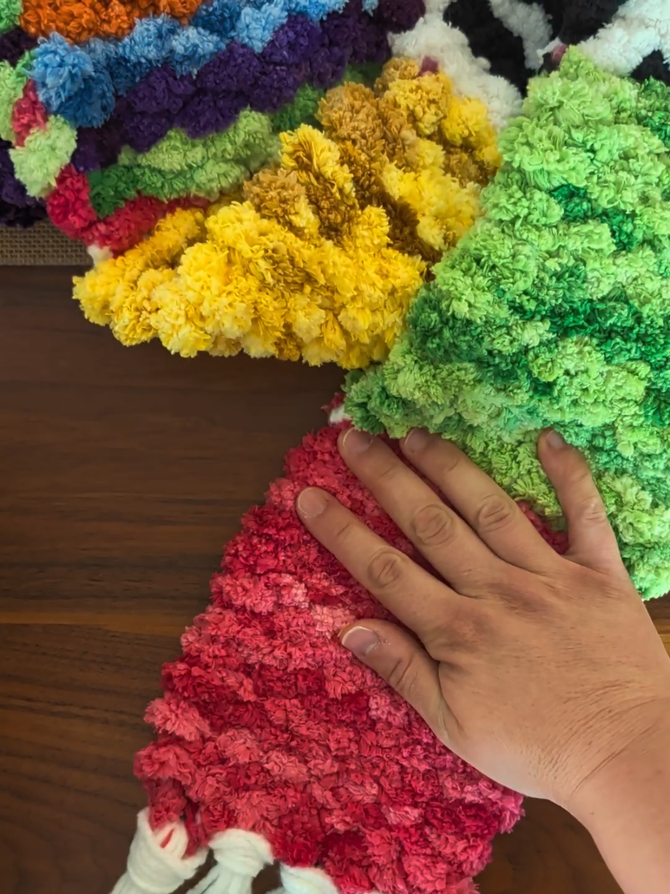 cardboard loom woven scarf 🧣 #easycrafts #kidcrafts #cardboardcrafts #diygift 